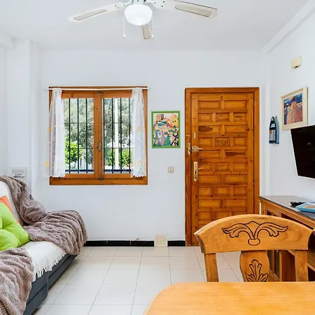 Casa Hannah La Mata Appartement